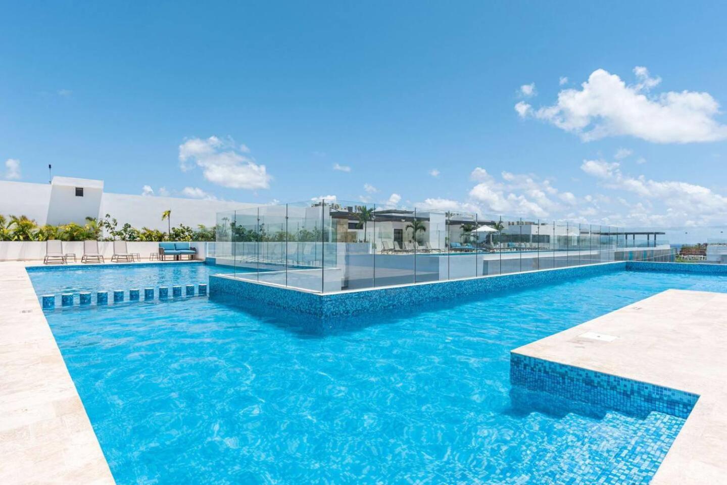 Private In Location 100mb Ipana * Playa del Carmen
