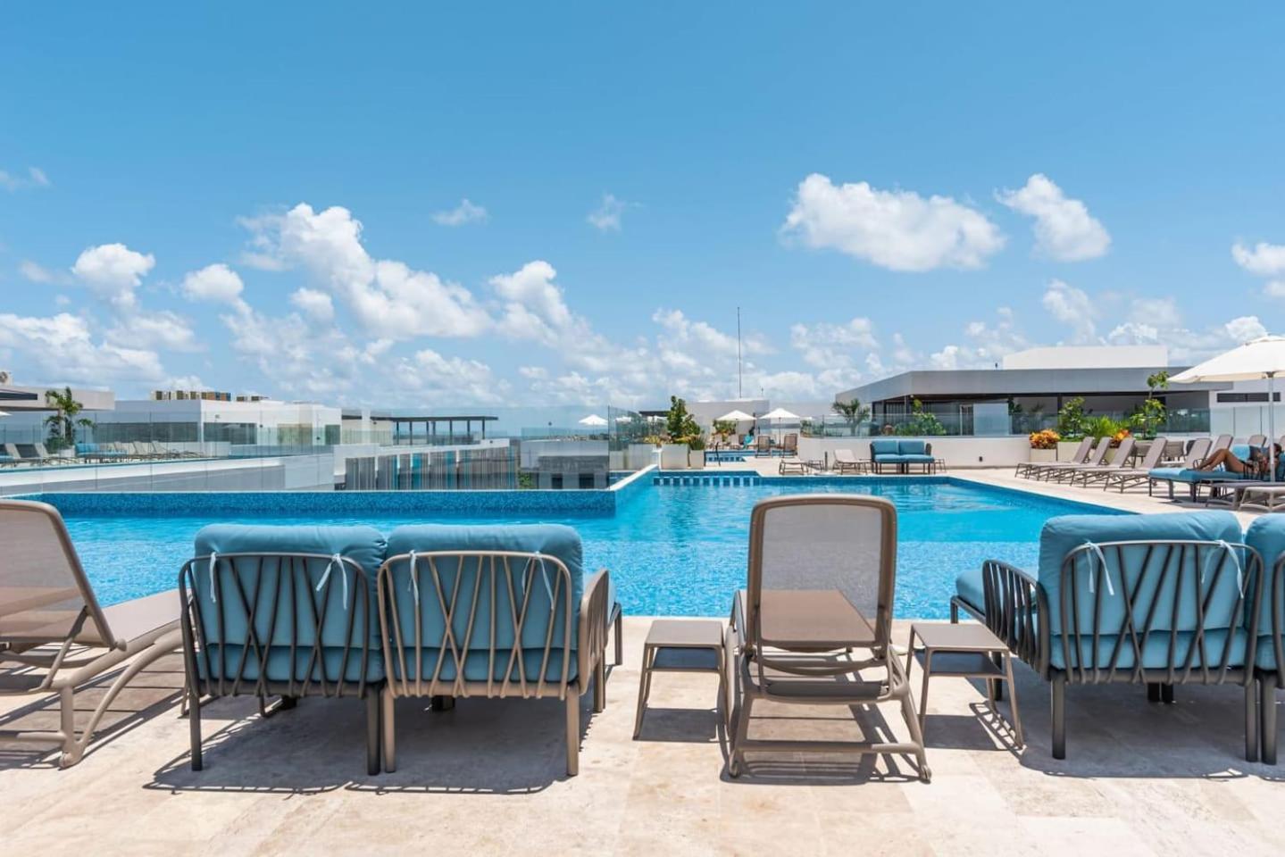 Private In Location 100mb Ipana * Playa del Carmen